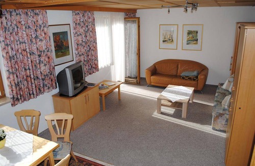 Obsteig Apartment | 70 m² Apartment ∙ 2 bedrooms ∙ 3 guests