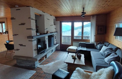 Albinen Apartment | 70 m² Apartment ∙ 2 bedrooms ∙ 4 guests