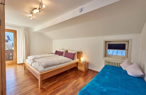 Entfelden Apartment | 70 m² Apartment ∙ 2 bedrooms ∙ 4 guests