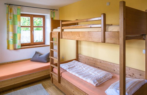 Chamerau Apartment | 70 m² Apartment ∙ 2 bedrooms ∙ 4 guests