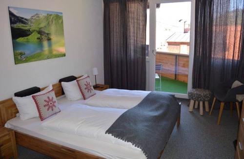 Hinterstein Apartment | 70 m² Apartment ∙ 2 bedrooms ∙ 6 guests