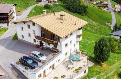 Kappl Apartment | 72 m² Apartment ∙ 2 bedrooms ∙ 4 guests
