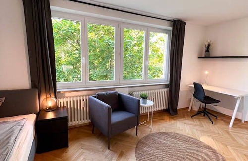 Obergiesing - Fasangarten Resort | 73 m² Private room ∙ 1 bedroom ∙ 1 guest
