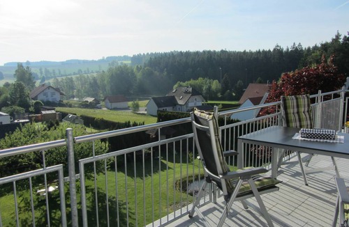 Bad Alexandersbad Apartment | 74 m² Apartment ∙ 1 bedroom ∙ 2 guests