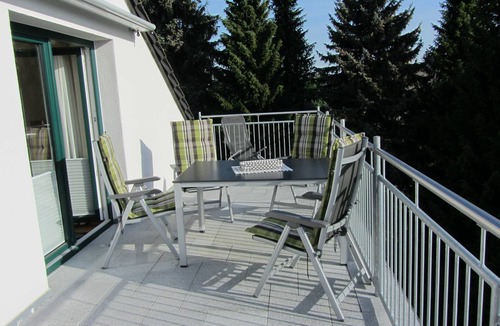 Bad Alexandersbad Apartment | 74 m² Apartment ∙ 1 bedroom ∙ 2 guests