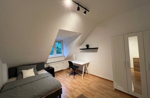 Obergiesing - Fasangarten Resort | 75 m² Private room ∙ 1 bedroom ∙ 1 guest