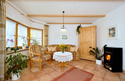 Burgberg Apartment | 75 m² Apartment ∙ 2 bedrooms ∙ 4 guests