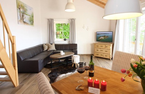 Gstadt Apartment | 75 m² Apartment ∙ 2 bedrooms ∙ 3 guests