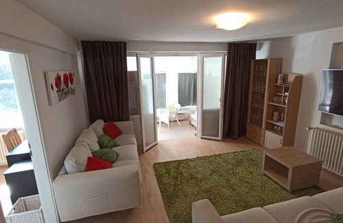 Munchen District Apartment | 75 m² Apartment ∙ 3 bedrooms ∙ 3 guests