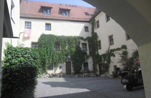 Regensburg Apartment | 75 m² Apartment ∙ 2 bedrooms ∙ 3 guests