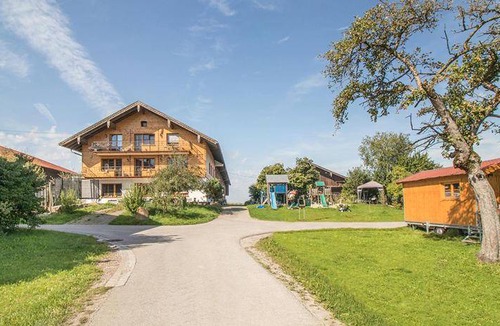 Riedering House | 75 m² Farmhouse ∙ 2 bedrooms ∙ 4 guests