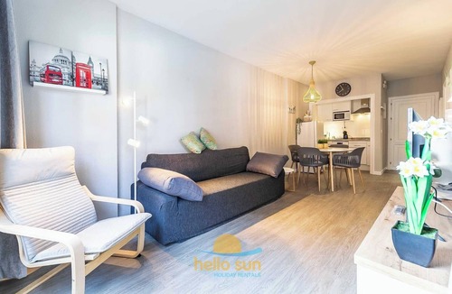 Torreblanca Apartment | 76 – Cozy Beachfront Apartment with Pool in Fuengirola