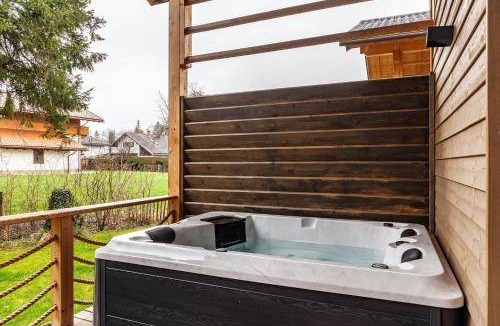 Farchant Ski Chalet | 77 m² Chalet ∙ 2 bedrooms ∙ 7 guests