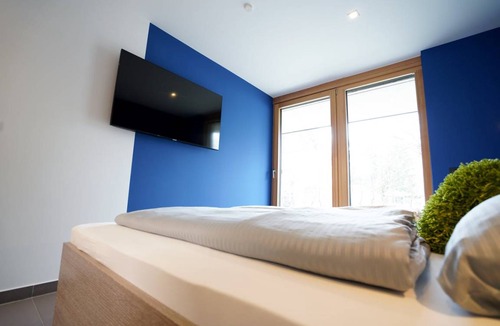 Sendling - Westpark Apartment | 80 m² Apartment ∙ 3 bedrooms ∙ 6 guests