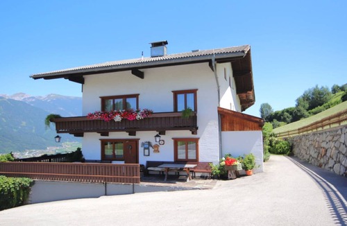 Schwaz Apartment | 80 m² Apartment ∙ 2 bedrooms ∙ 5 guests