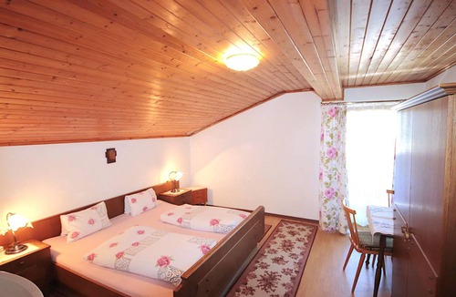 Schwaz Apartment | 80 m² Apartment ∙ 1 bedroom ∙ 4 guests