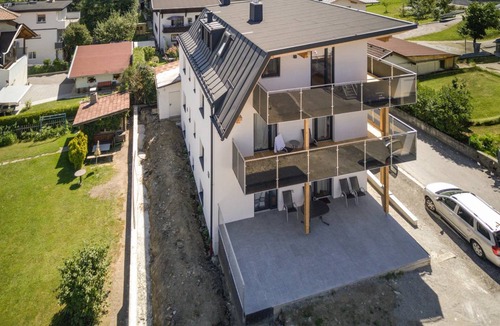 Axams Apartment | 80 m² Apartment ∙ 2 bedrooms ∙ 5 guests