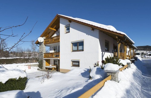 Grafenau Apartment | 80 m² Apartment ∙ 2 bedrooms ∙ 4 guests