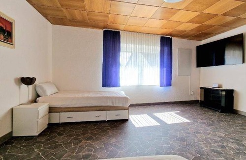 Helmbrechts Apartment | 80 m² Apartment ∙ 2 bedrooms ∙ 5 guests