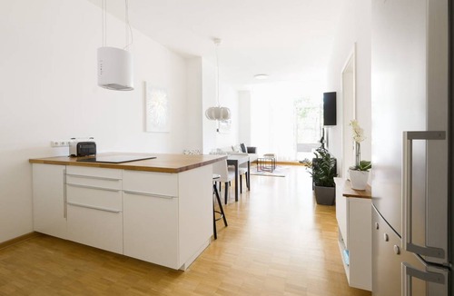 Fuerth Apartment | 82 m² Apartment ∙ 1 bedroom ∙ 2 guests
