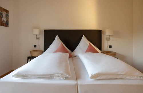 Staudach-Egerndach Apartment | 82 m² Apartment ∙ 2 bedrooms ∙ 6 guests
