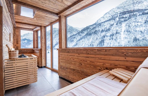 Holzgau Apartment | 83 m² Apartment ∙ 2 bedrooms ∙ 10 guests