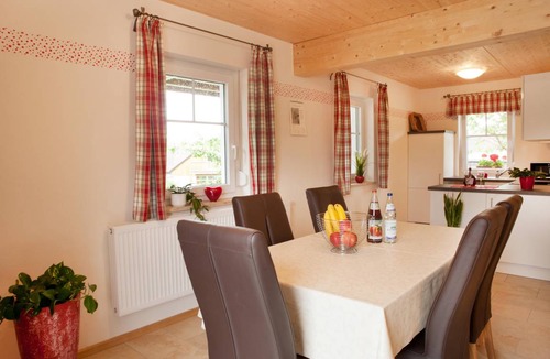 Feuchtwangen Apartment | 85 m² Apartment ∙ 2 bedrooms ∙ 4 guests