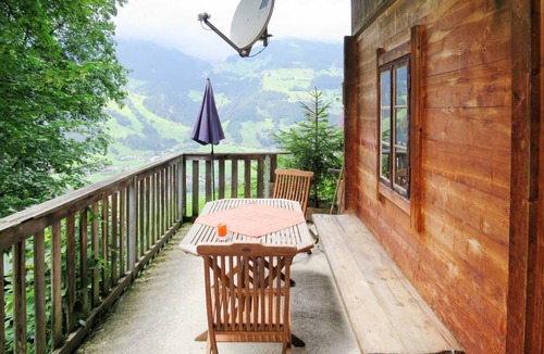 Mayrhofen House | 85 m² House ∙ 2 bedrooms ∙ 7 guests