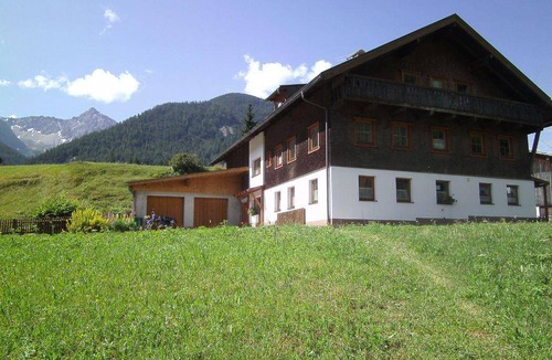 Grießau Apartment | 86 m² Apartment ∙ 1 bedroom ∙ 5 guests