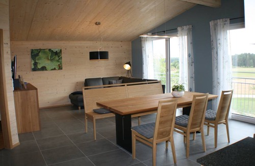 Aue Apartment | 86 m² Apartment ∙ 3 bedrooms ∙ 5 guests