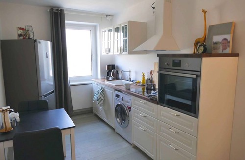 Untergiesing - Harlaching Resort | 87 m² Private room ∙ 1 bedroom ∙ 1 guest
