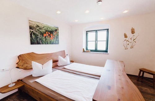 Schwarzach b. Nabburg Apartment | 90 m² Apartment ∙ 2 bedrooms ∙ 4 guests