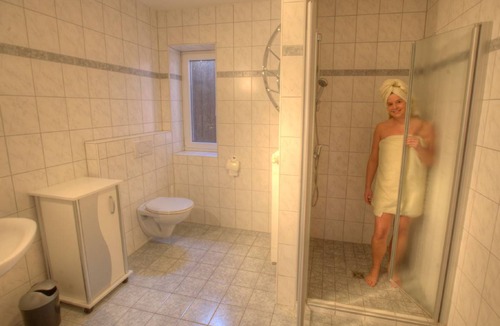 Sulzfeld Apartment | 90 m² Apartment ∙ 2 bedrooms ∙ 7 guests
