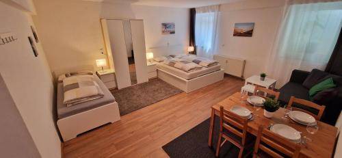 Prichsenstadt Apartment | 90 m² Apartment ∙ 3 bedrooms ∙ 11 guests
