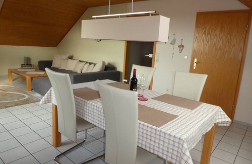 Volkach Apartment | 90 m² Apartment ∙ 3 bedrooms ∙ 4 guests