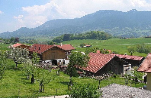 Samerberg Apartment | 90 m² Apartment ∙ 3 bedrooms ∙ 5 guests