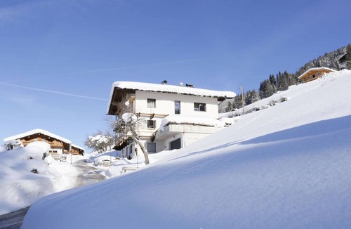 Distelberg Apartment | 90 m² Apartment ∙ 2 bedrooms ∙ 6 guests