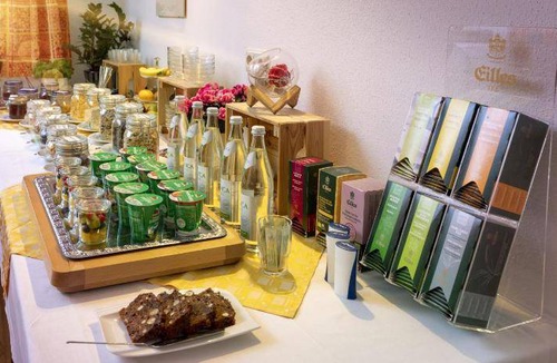 Otterfing Bed & Breakfast | 90 m² Bed and breakfast ∙ 2 bedrooms ∙ 5 guests