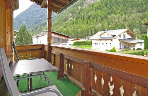 Laengenfeld House | 90 m² Farmhouse ∙ 3 bedrooms ∙ 6 guests
