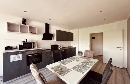Dortmund Apartment | 90 | Sauna | 7 Beds | To the beautiful view