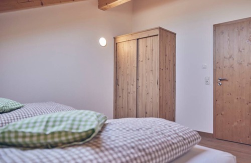 Bad Aibling Apartment | 91 m² Apartment ∙ 2 bedrooms ∙ 4 guests
