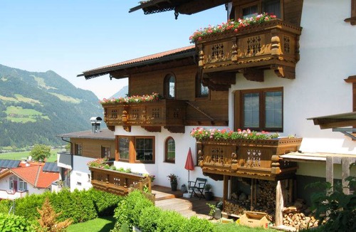 Holdernach Apartment | 95 m² Apartment ∙ 1 bedroom ∙ 4 guests
