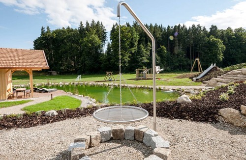 Seeon-Seebruck Apartment | 95 m² Apartment ∙ 2 bedrooms ∙ 6 guests