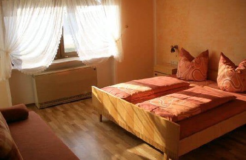 Waffenbrunn Apartment | 96 m² Apartment ∙ 2 bedrooms ∙ 7 guests