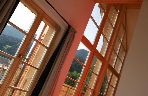 Thalkirchdorf Apartment | 96 m² Apartment ∙ 2 bedrooms ∙ 4 guests