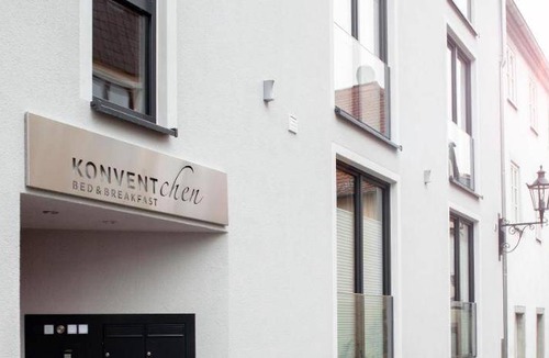 Aschaffenburg Bed & Breakfast | 96 m² Bed and breakfast ∙ 10 guests