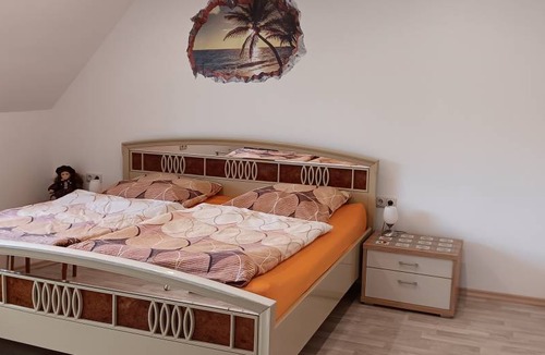 Bodenwoehr Apartment | 97 m² Apartment ∙ 3 bedrooms ∙ 6 guests