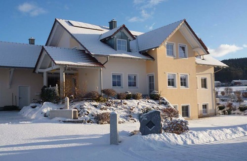 Cham Apartment | 98 m² Apartment ∙ 2 bedrooms ∙ 4 guests