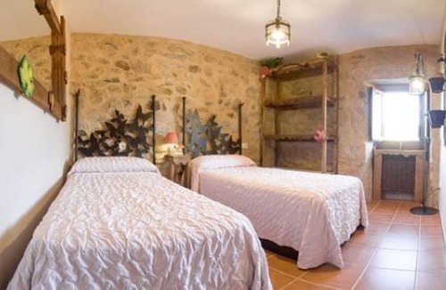 Mondariz Cottage | A Casa do Aloumiño da Auga for 6 people