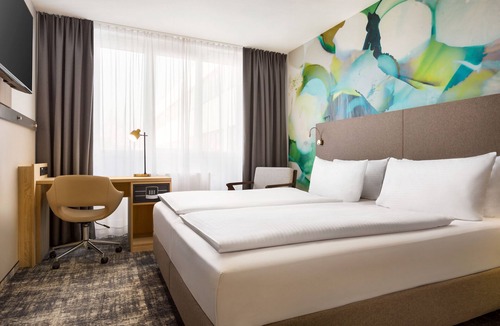 Trudering-Riem Hotel | A Comfortable Stay in MunichnBusiness-friendly hotel near ICC and Munich Messe